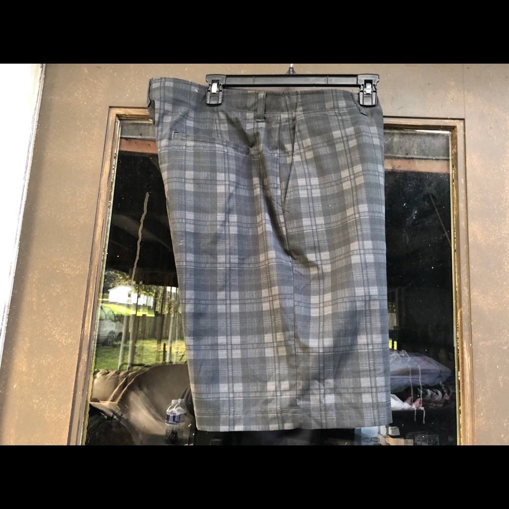 Ben Hogan Men's Gray Checker Short Size 36